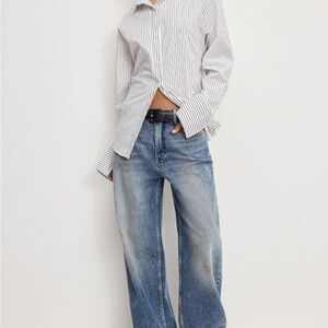 Good Low Rise Baggy Jean